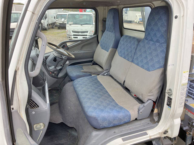 三菱ふそうキャンタークレーン4段小型（2t・3t）[写真35]