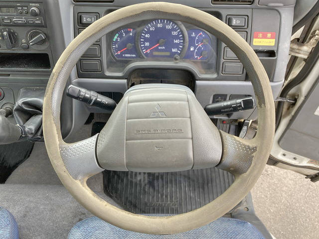 三菱ふそうキャンタークレーン4段小型（2t・3t）[写真38]