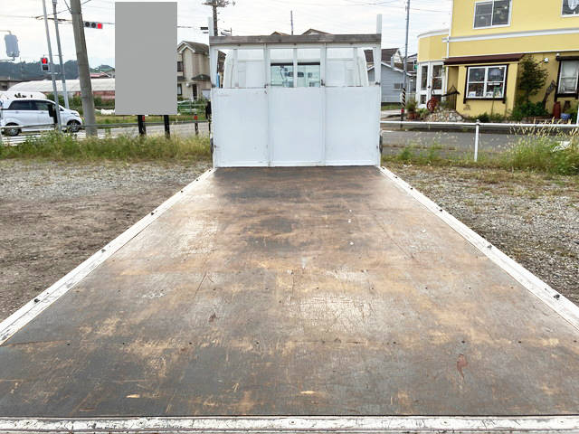 三菱ふそうキャンター平ボディ小型（2t・3t）[写真13]