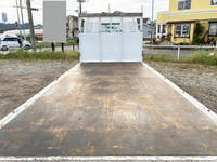 三菱ふそうキャンター平ボディ小型（2t・3t）[写真13]