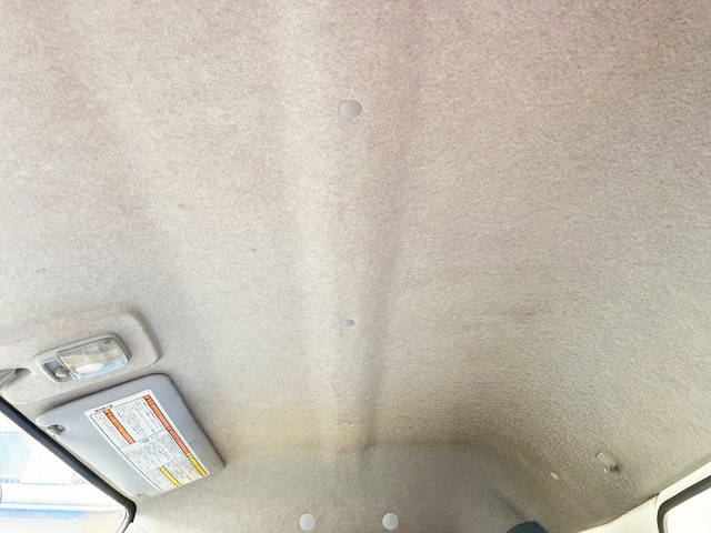 三菱ふそうキャンター平ボディ小型（2t・3t）[写真32]