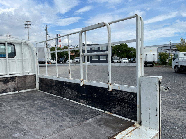 マツダタイタン平ボディ小型（2t・3t）[写真13]