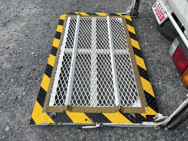 マツダタイタン平ボディ小型（2t・3t）[写真16]