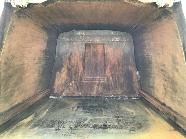 いすゞエルフパッカー車（塵芥車）小型（2t・3t）[写真14]