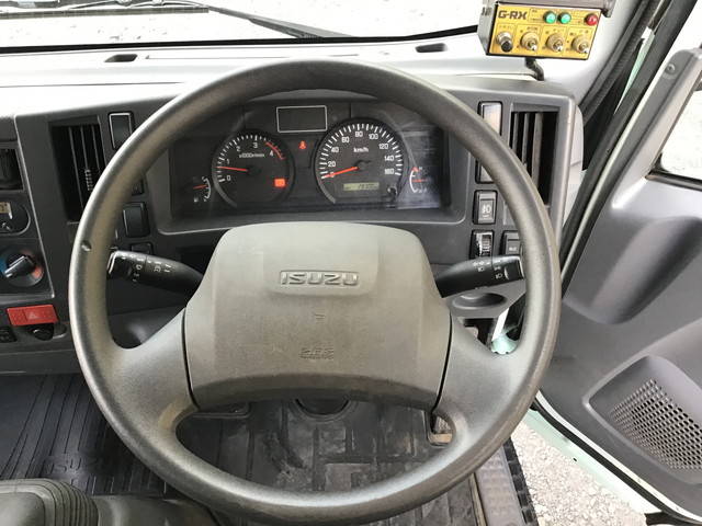 いすゞエルフパッカー車（塵芥車）小型（2t・3t）[写真30]