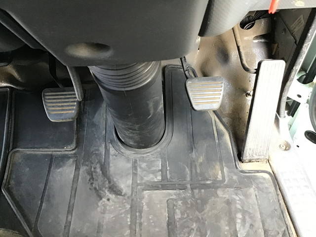 いすゞエルフパッカー車（塵芥車）小型（2t・3t）[写真33]