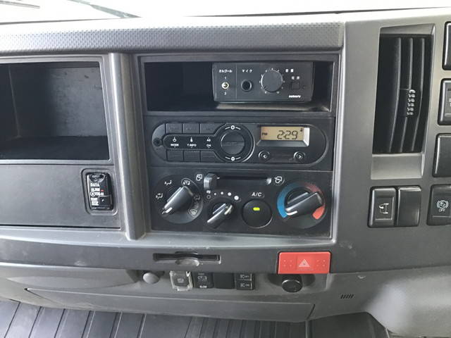 いすゞエルフパッカー車（塵芥車）小型（2t・3t）[写真34]