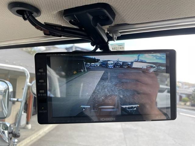 日野プロフィアバルク車（粉粒体運搬車）大型（10t）[写真19]