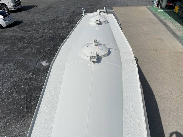 日野プロフィアバルク車（粉粒体運搬車）大型（10t）[写真24]