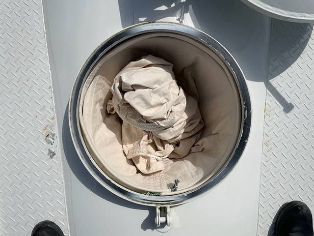 日野プロフィアバルク車（粉粒体運搬車）大型（10t）[写真28]