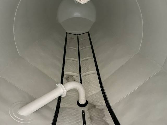 日野プロフィアバルク車（粉粒体運搬車）大型（10t）[写真29]