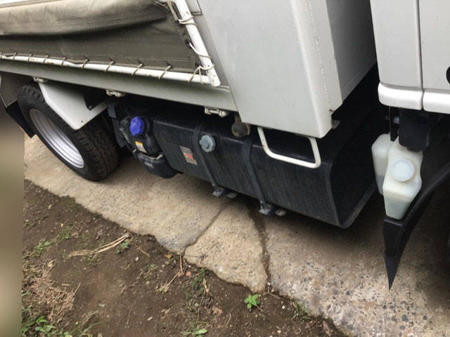 いすゞエルフダンプ小型（2t・3t）[写真02]