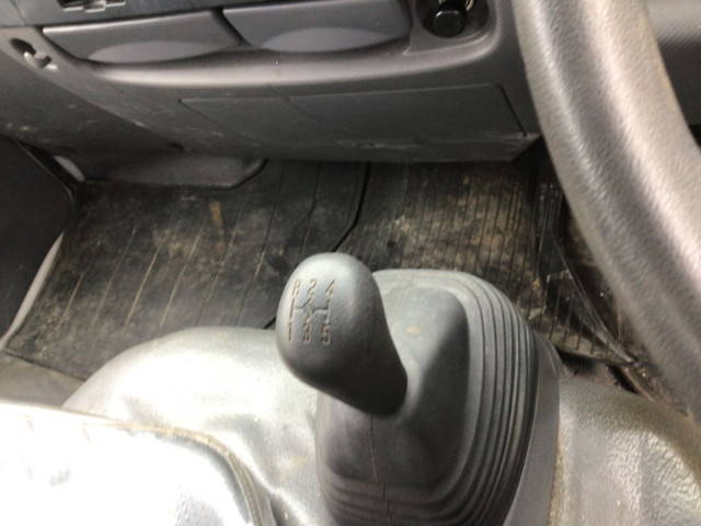 いすゞエルフダンプ小型（2t・3t）[写真05]