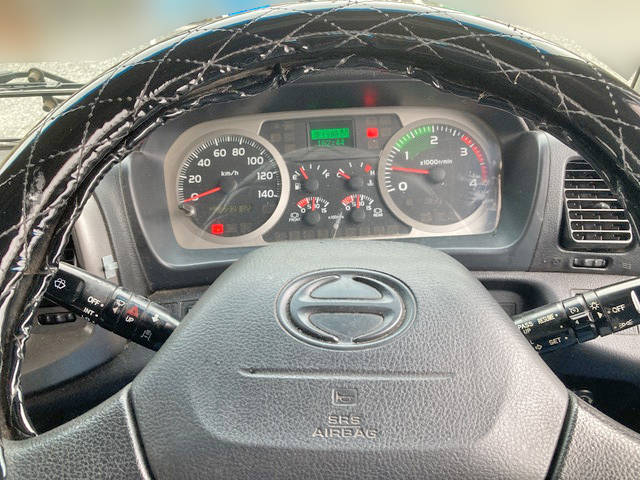 日野レンジャーアルミブロック中型（4t）[写真22]