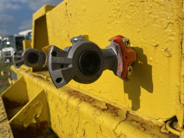 その他のメーカーその他の車種トレーラー（セミトレーラー）大型（10t）[写真10]