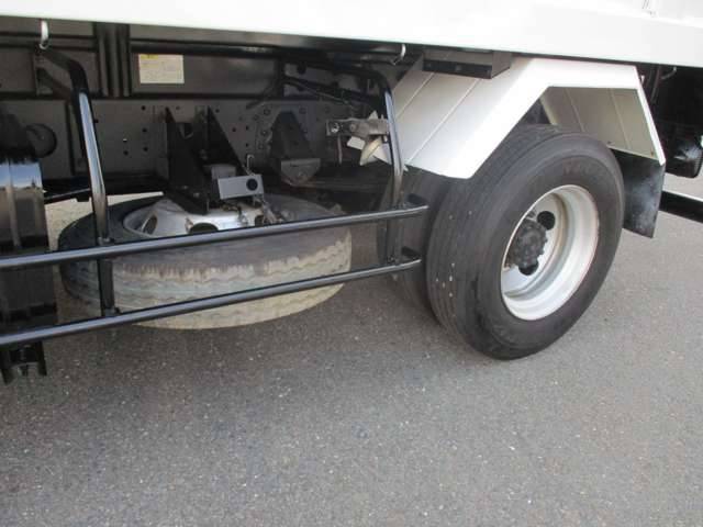 日野レンジャー深ダンプ（土砂禁ダンプ）中型（4t）[写真14]