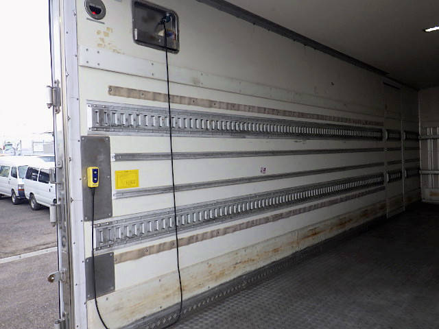 三菱ふそうファイター冷凍車（冷蔵車）中型（4t）[写真29]