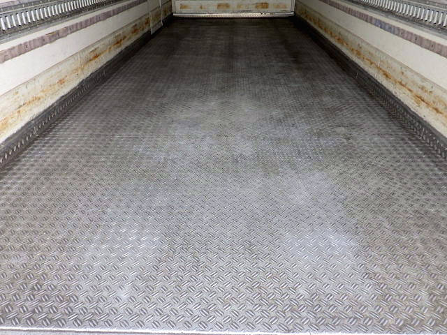 三菱ふそうファイター冷凍車（冷蔵車）中型（4t）[写真30]