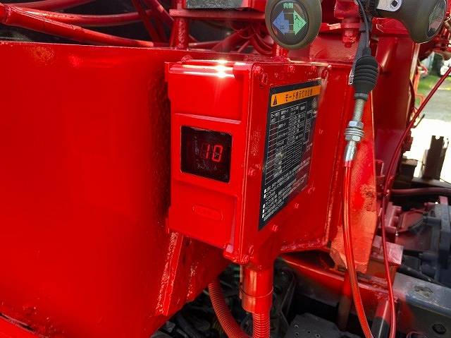 三菱ふそうファイターセルフクレーン4段中型（4t）[写真14]