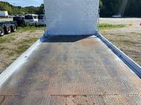 三菱ふそうファイターセルフクレーン4段中型（4t）[写真06]