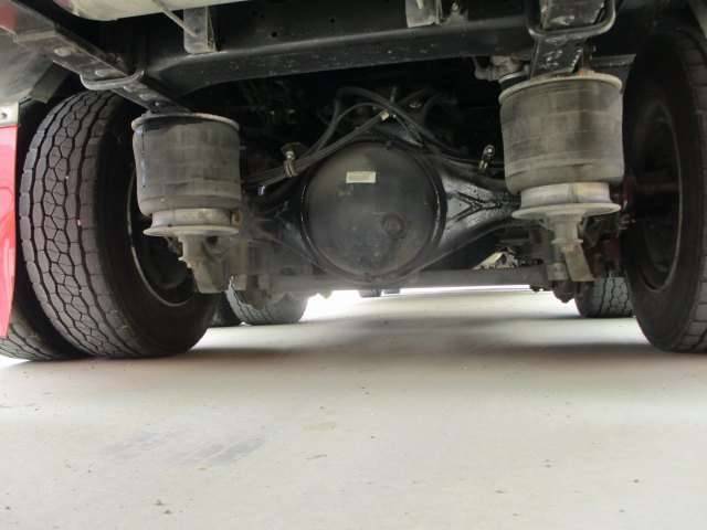 いすゞギガセルフローダー大型（10t）[写真18]