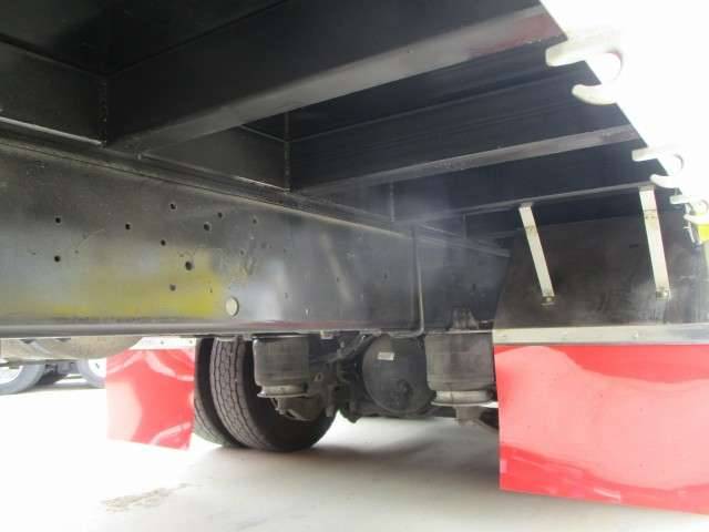 いすゞギガセルフローダー大型（10t）[写真19]