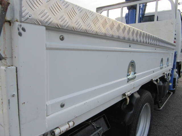 いすゞエルフクレーン3段小型（2t・3t）[写真17]