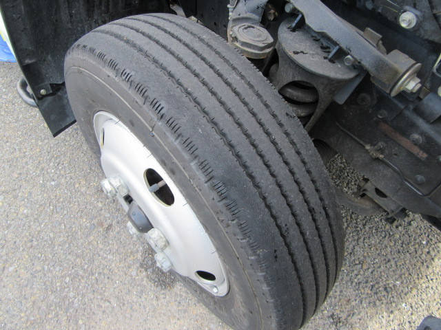 いすゞエルフクレーン3段小型（2t・3t）[写真29]