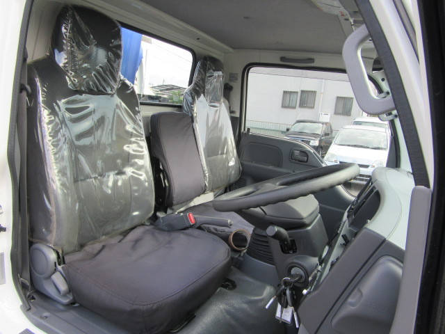 いすゞエルフクレーン3段小型（2t・3t）[写真32]