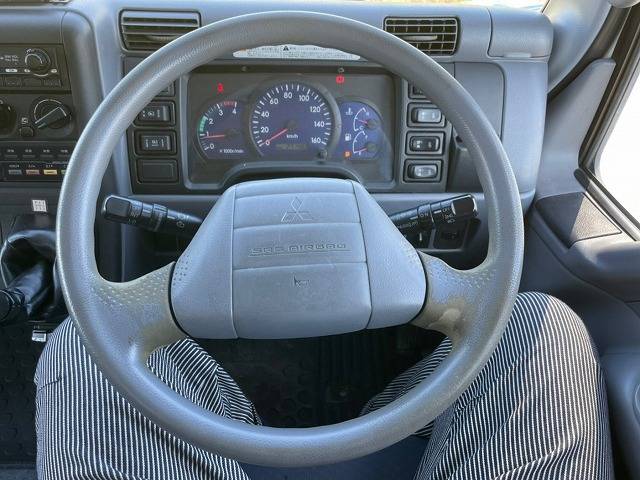 三菱ふそうキャンターアルミブロック小型（2t・3t）[写真18]