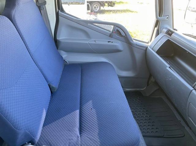 三菱ふそうキャンターアルミブロック小型（2t・3t）[写真25]