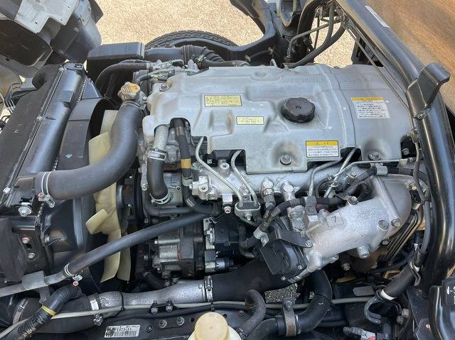 三菱ふそうキャンターアルミブロック小型（2t・3t）[写真28]