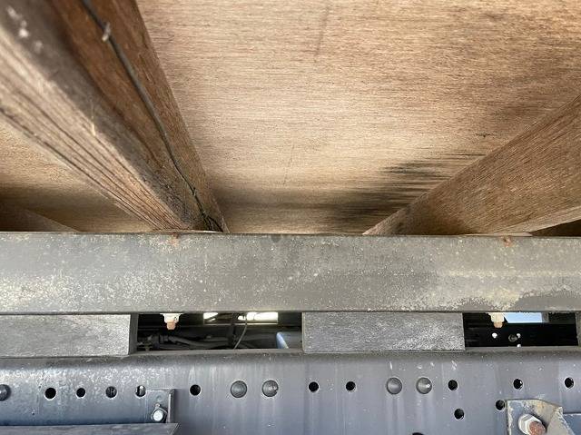 三菱ふそうキャンターアルミブロック小型（2t・3t）[写真33]