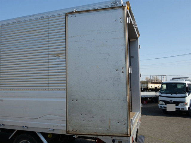 いすゞエルフアルミウイング小型（2t・3t）[写真14]