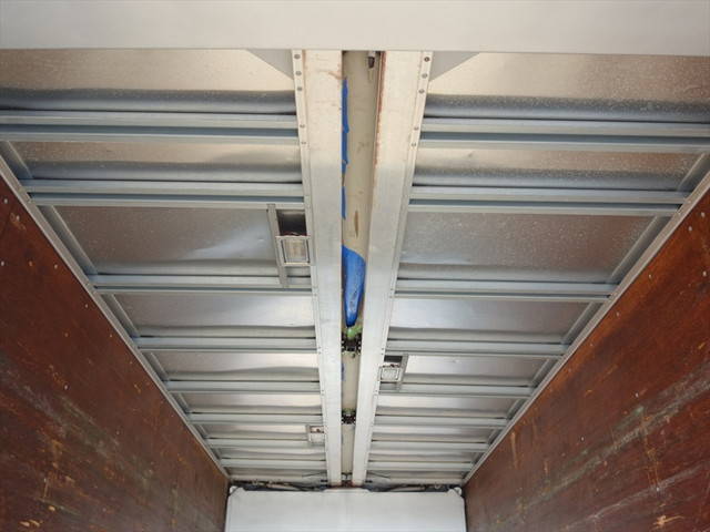 いすゞエルフアルミウイング小型（2t・3t）[写真19]