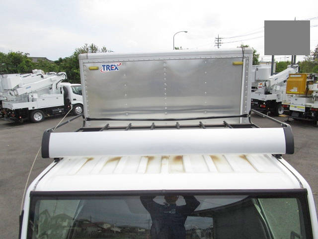 日産アトラスアルミバン小型（2t・3t）[写真09]