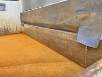 三菱ふそうキャンターダンプ小型（2t・3t）[写真11]