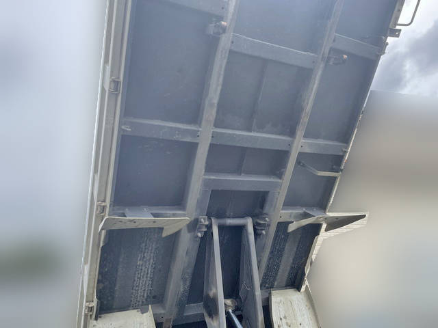 三菱ふそうキャンターダンプ小型（2t・3t）[写真15]