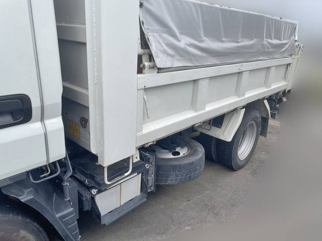 三菱ふそうキャンターダンプ小型（2t・3t）[写真06]