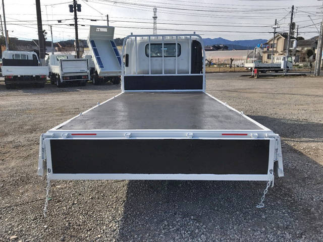 いすゞエルフ平ボディ小型（2t・3t）[写真10]