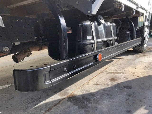 いすゞエルフ平ボディ小型（2t・3t）[写真19]