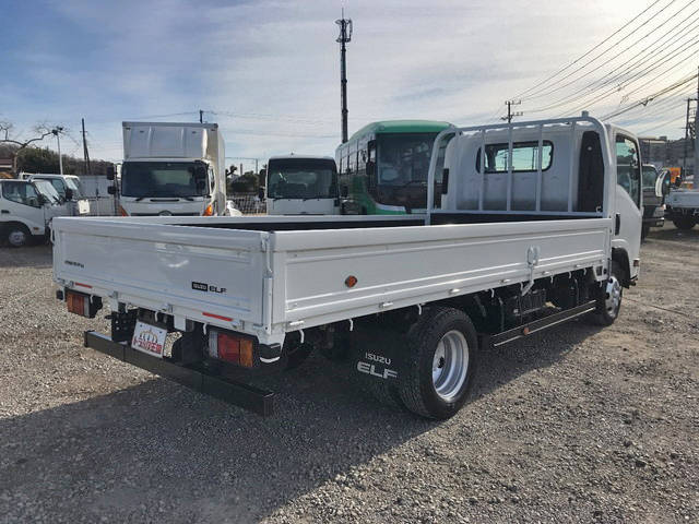 いすゞエルフ平ボディ小型（2t・3t）[写真02]