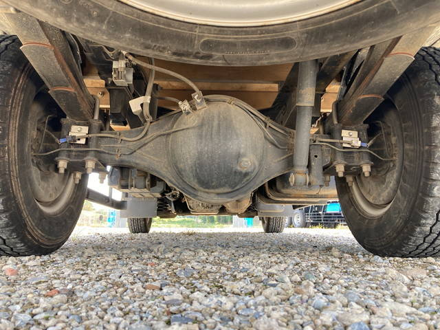 いすゞエルフ平ボディ小型（2t・3t）[写真22]