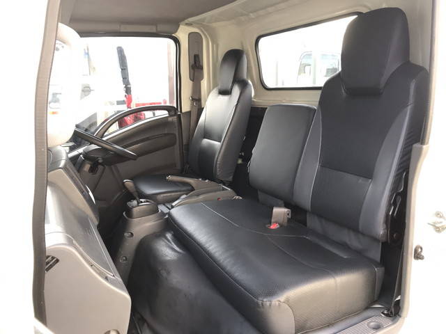 いすゞエルフ平ボディ小型（2t・3t）[写真27]