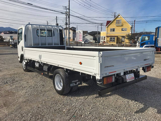 いすゞエルフ平ボディ小型（2t・3t）[写真04]