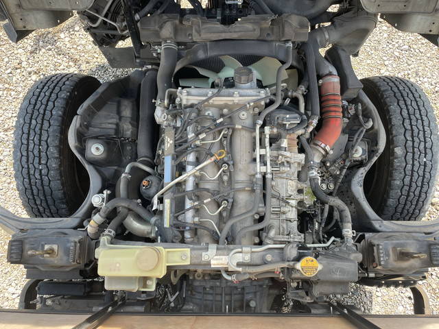 三菱ふそうキャンター平ボディ小型（2t・3t）[写真19]