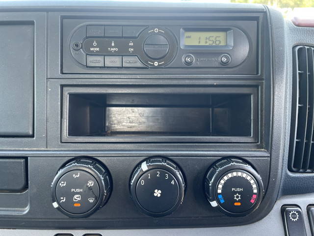 三菱ふそうキャンター平ボディ小型（2t・3t）[写真30]