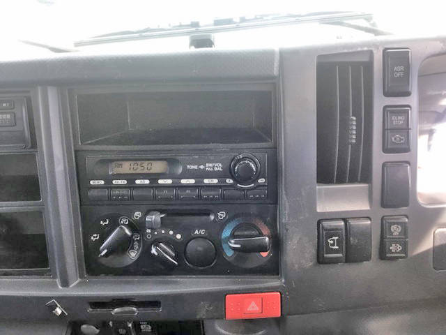 いすゞエルフアルミブロック小型（2t・3t）[写真24]