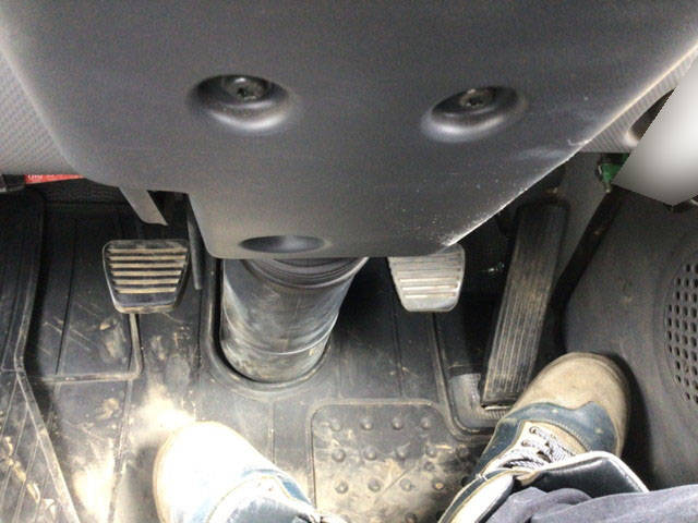 いすゞエルフダンプ小型（2t・3t）[写真11]