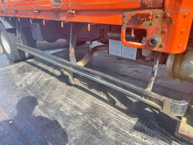 三菱ふそうファイタークレーン3段中型（4t）[写真17]